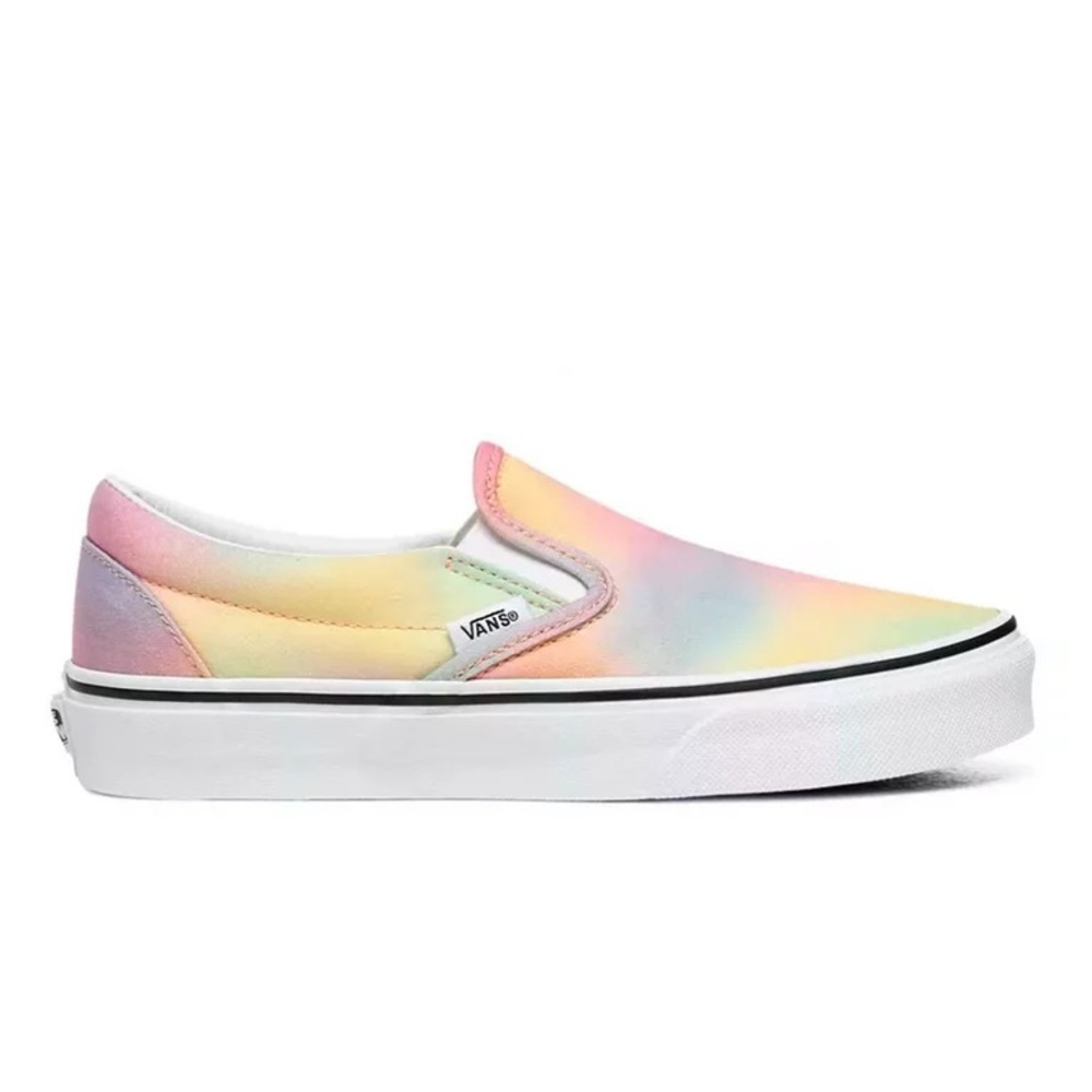 Aura Shift Tie Dye Classic Slip on Vans